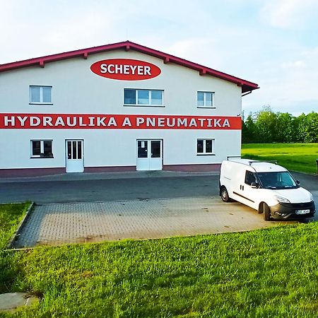 Apartman Scheyer Frýdek-Místek 外观 照片